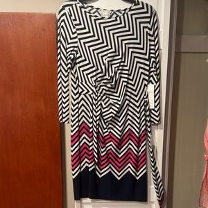 Donna Morgan Black and Pink Chevron Long Sleeve Dress